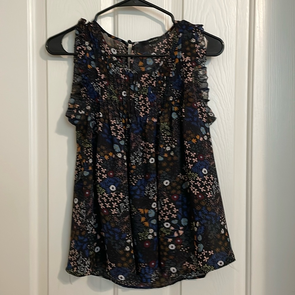 Black floral tank